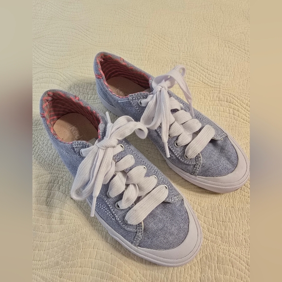 EUC Keds Ladies Light Blue Chambray Canvas Sneakers - Picture 7 of 8